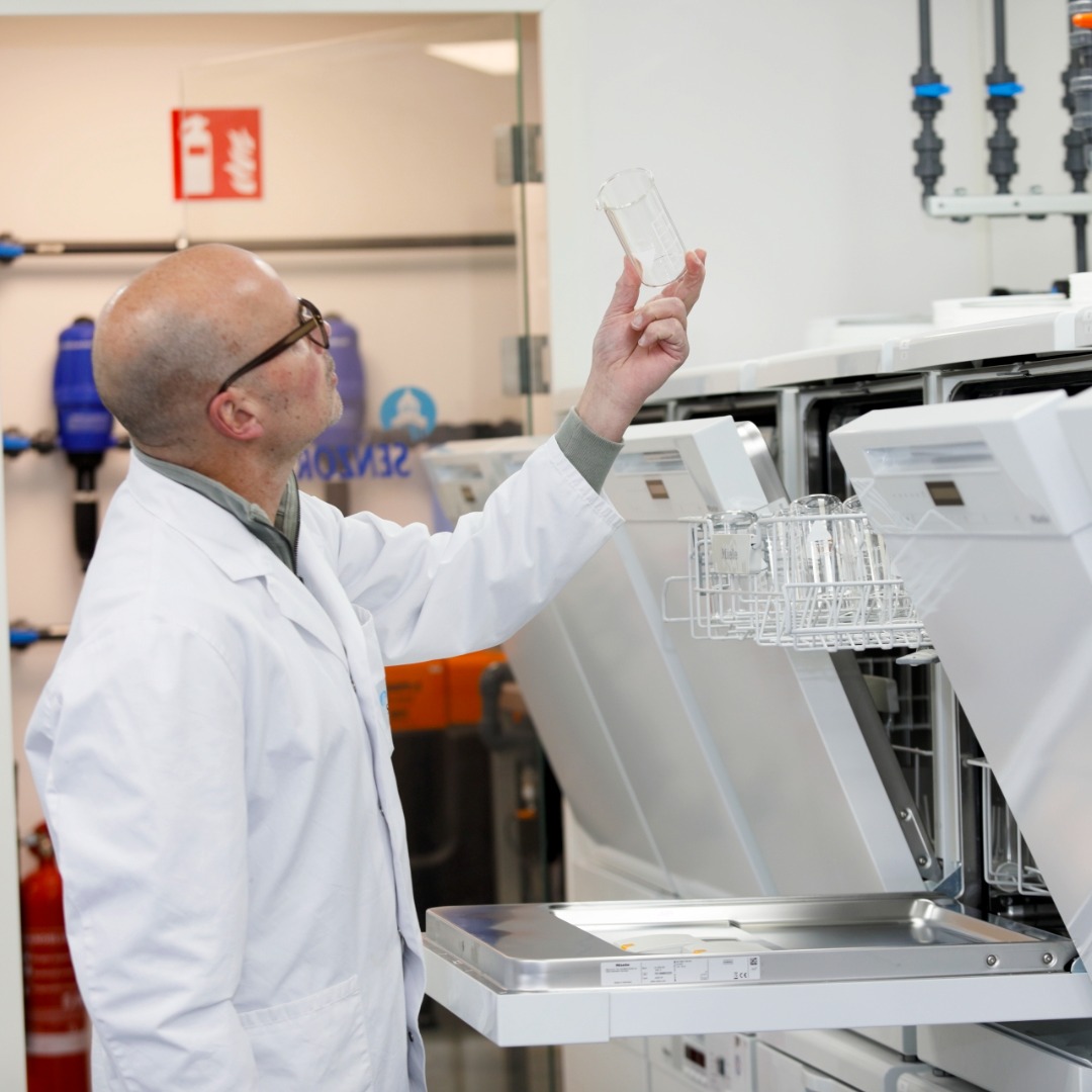 vacature laborant Senzora